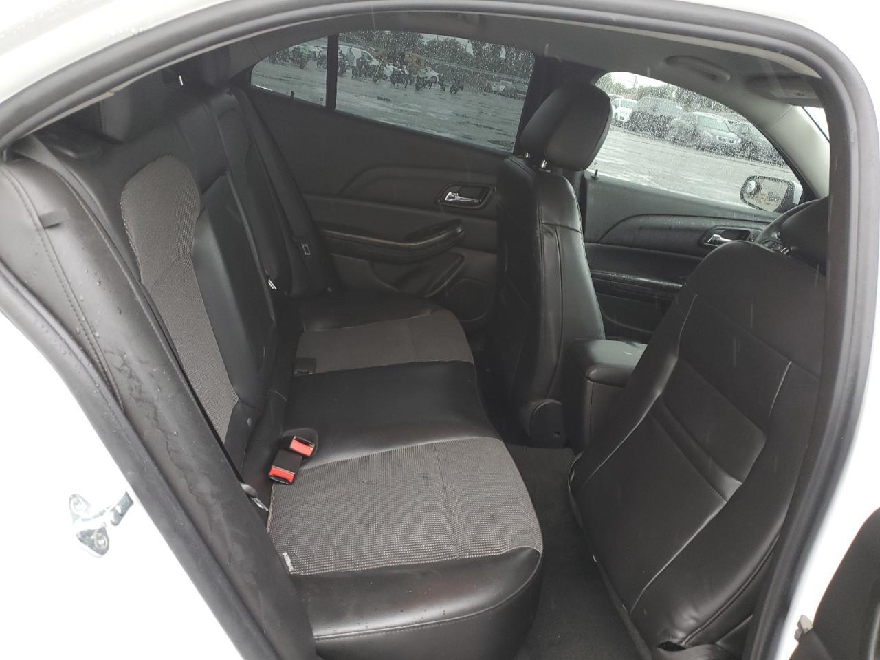 2015 Chevrolet Malibu - zdjęcie 10