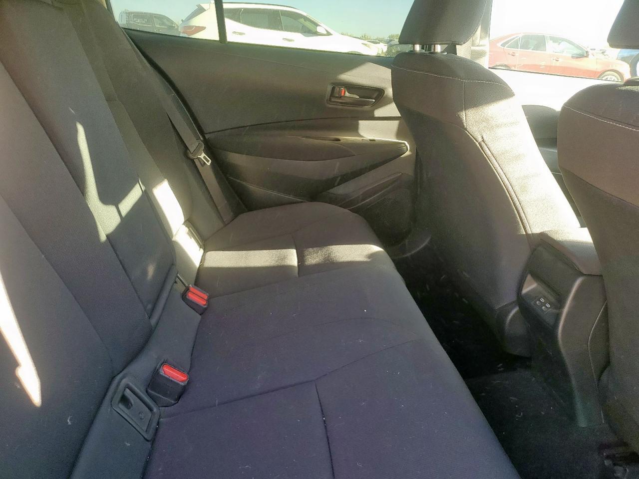 2024 Toyota Corolla Le - zdjęcie 10