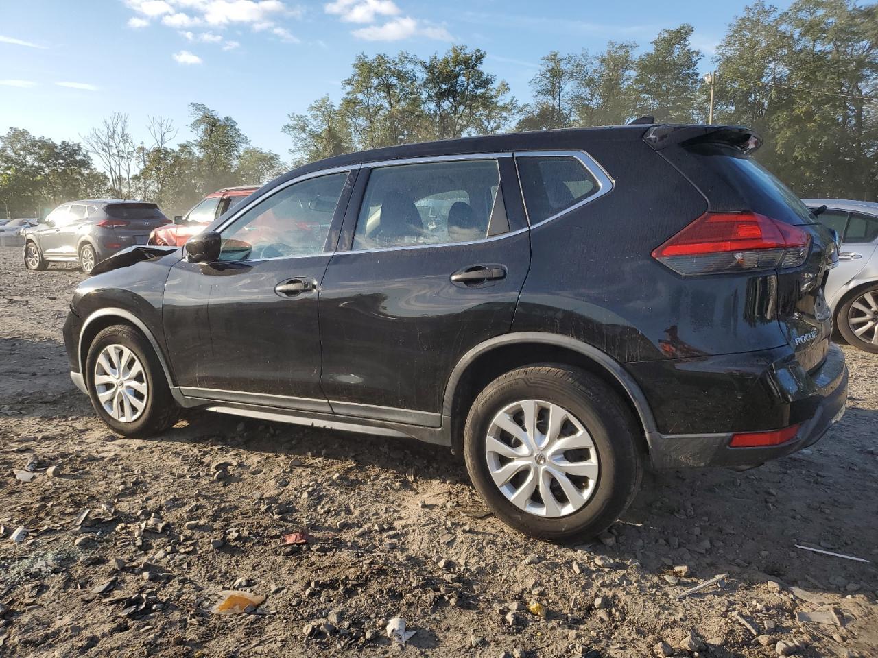 2017 Nissan Rogue S - zdjęcie 2