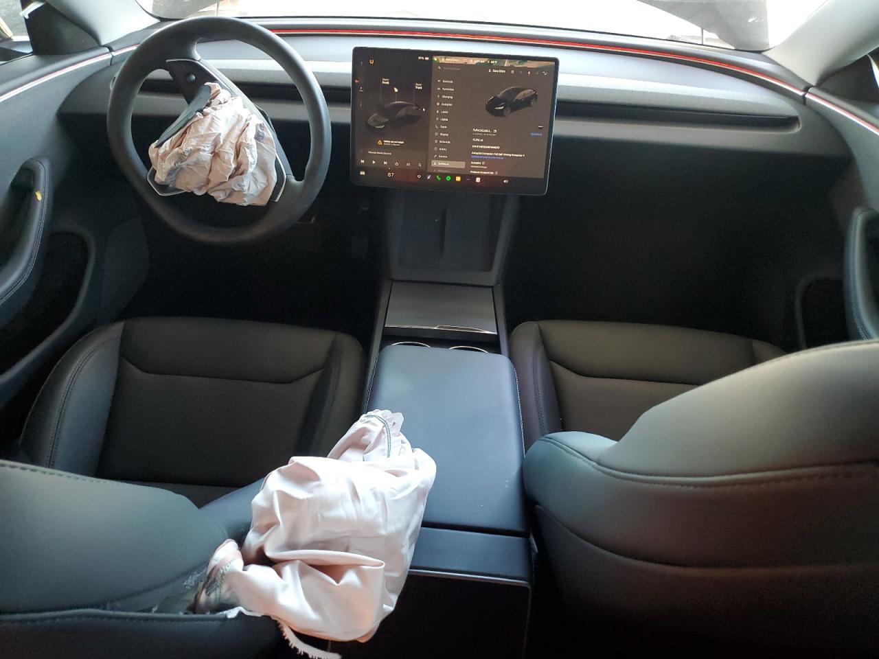 2024 Tesla Model 3 - zdjęcie 8