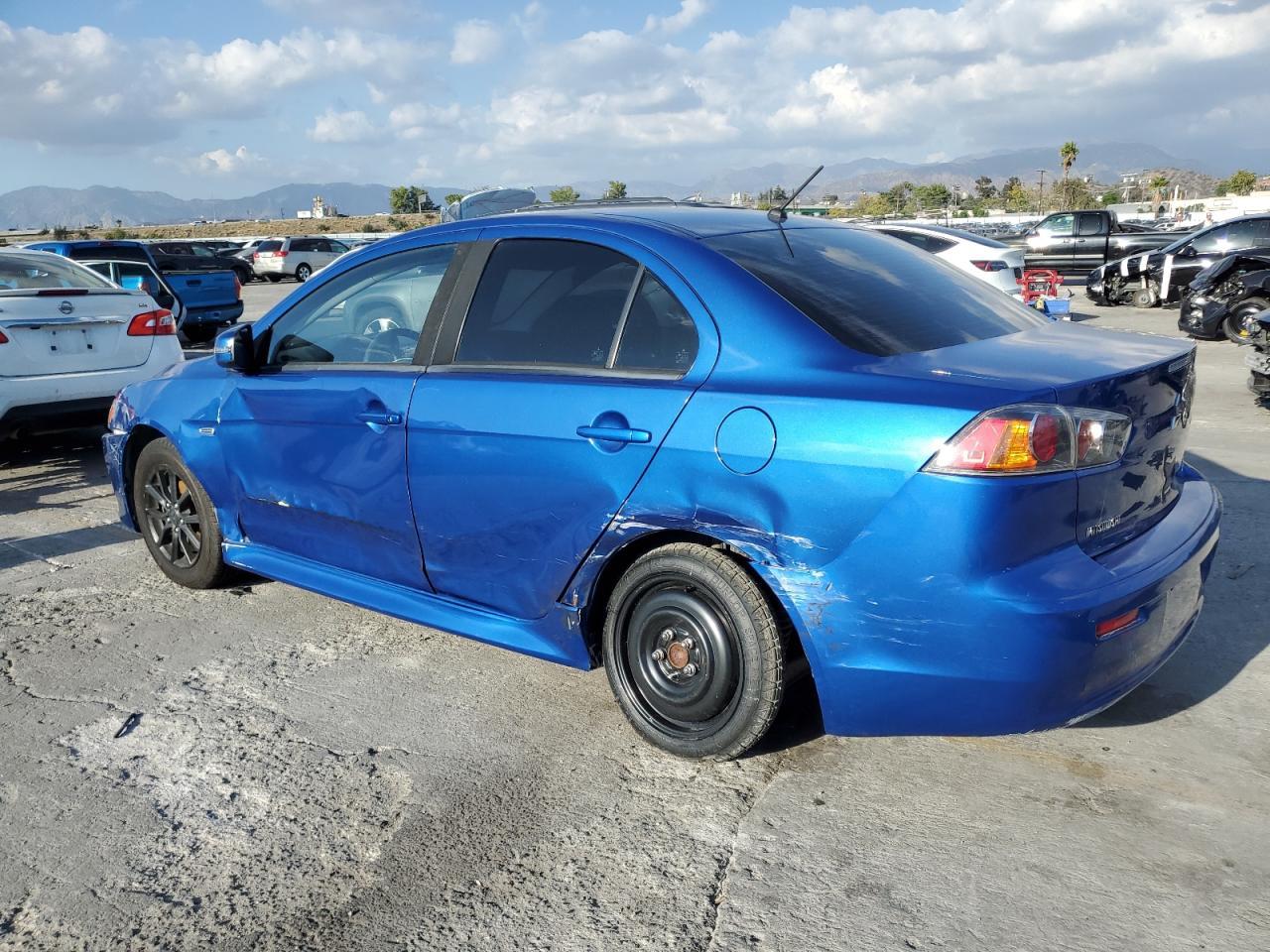 2016 Mitsubishi Lancer - zdjęcie 2