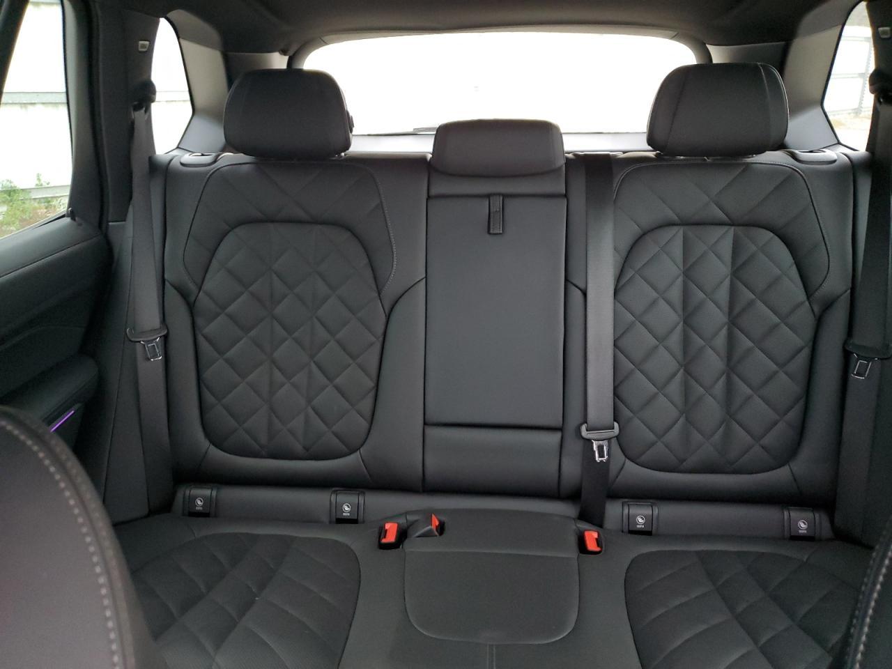 2024 BMW X5 xDrive50E - zdjęcie 10