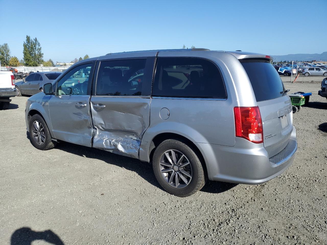 2018 Dodge Grand Caravan Sxt - zdjęcie 2