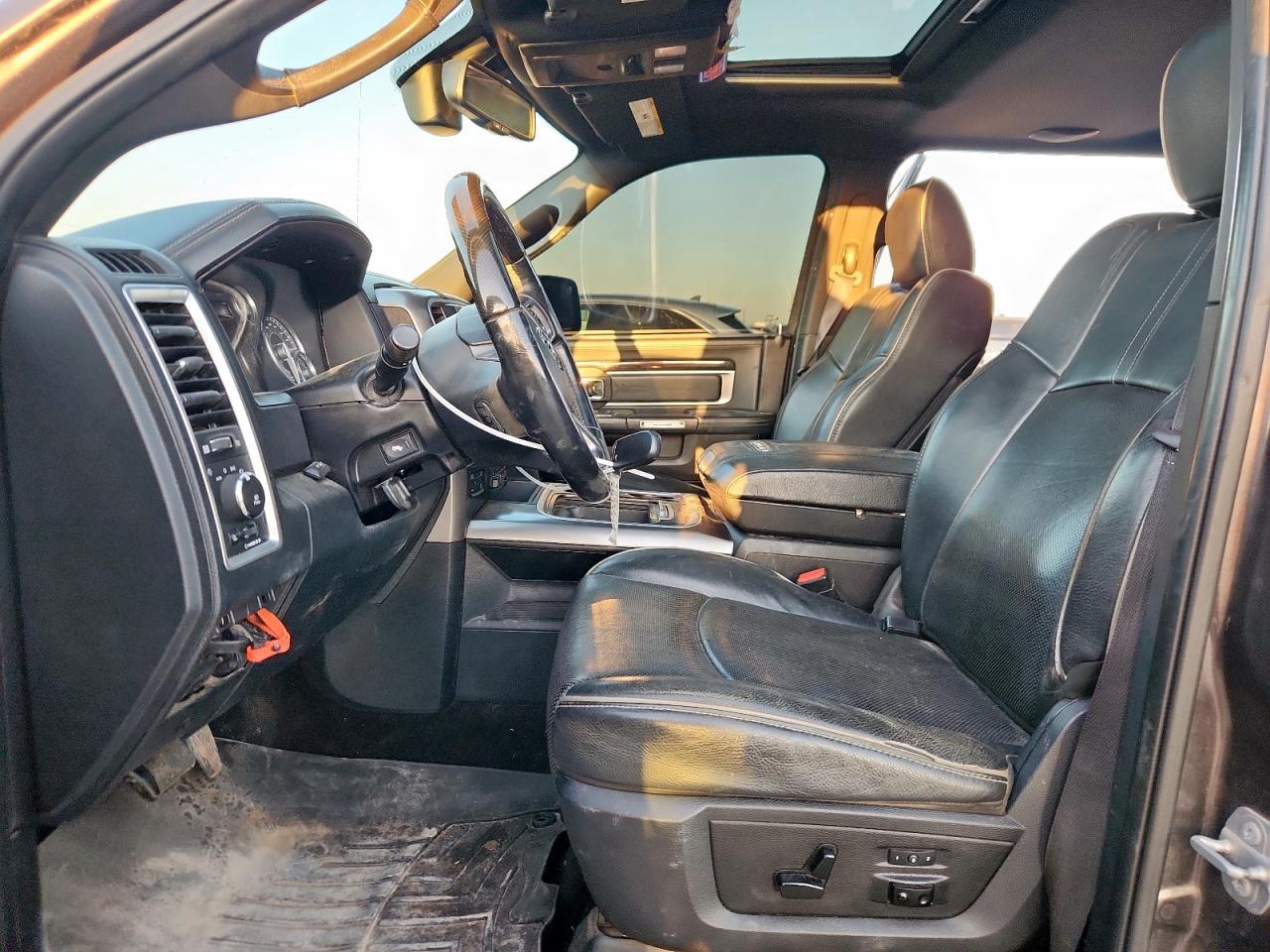 2016 Ram 1500 Longhorn Limited 3.0L V-6 Diesel - zdjęcie 7