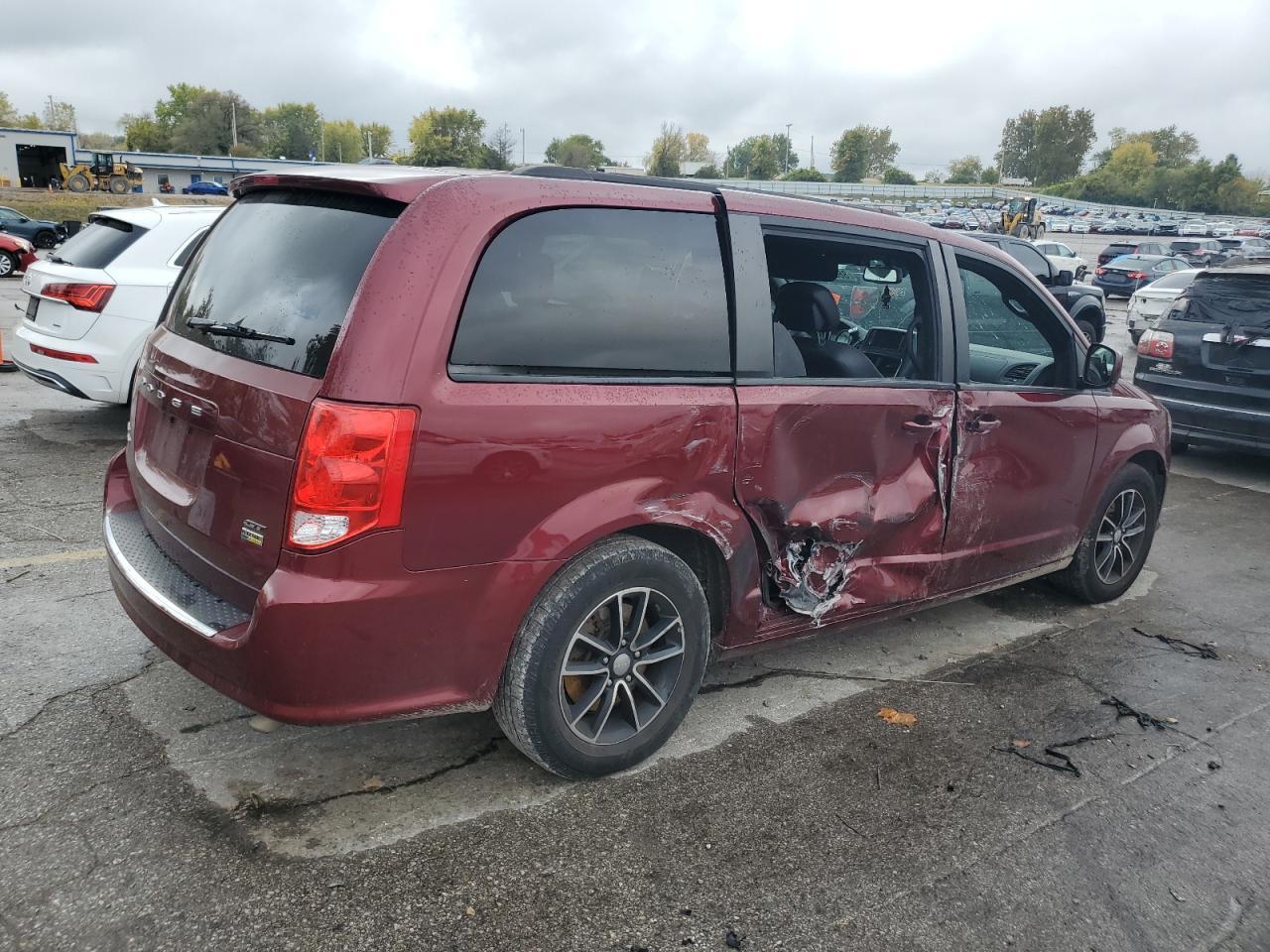 2019 Dodge Grand Caravan Gt - zdjęcie 3