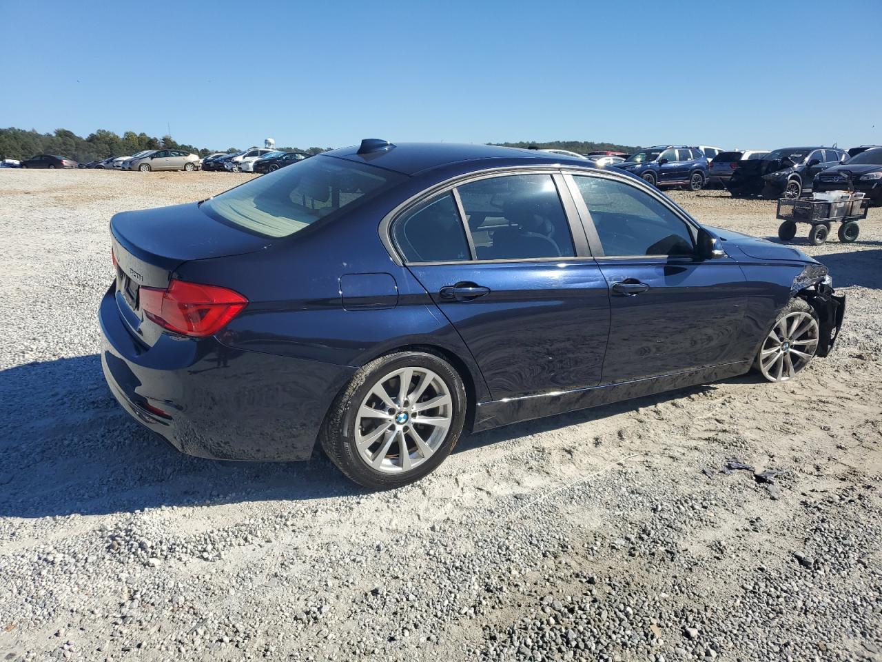 2016 BMW 320 I - zdjęcie 3