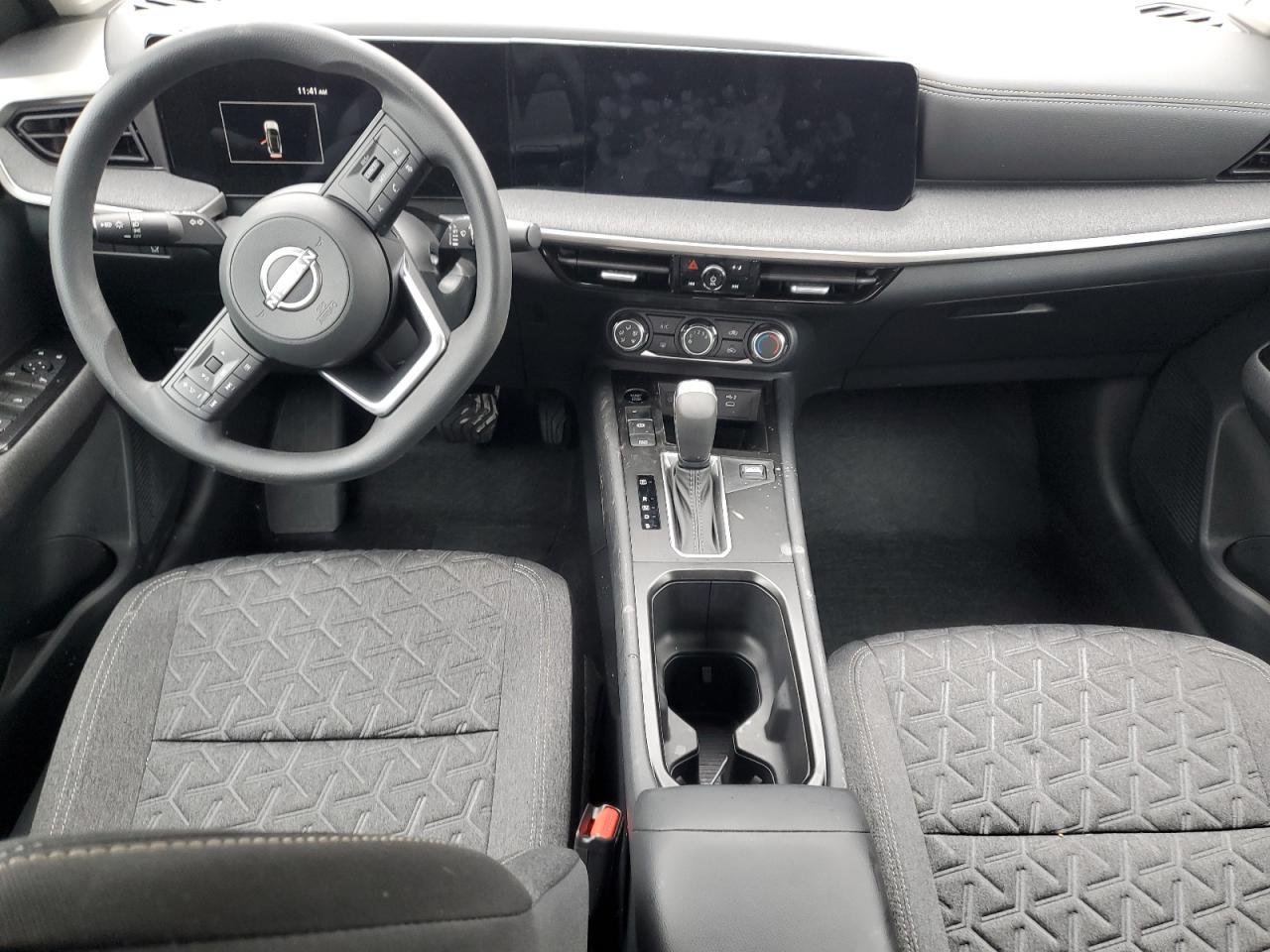 2025 Nissan Kicks Sv - zdjęcie 8