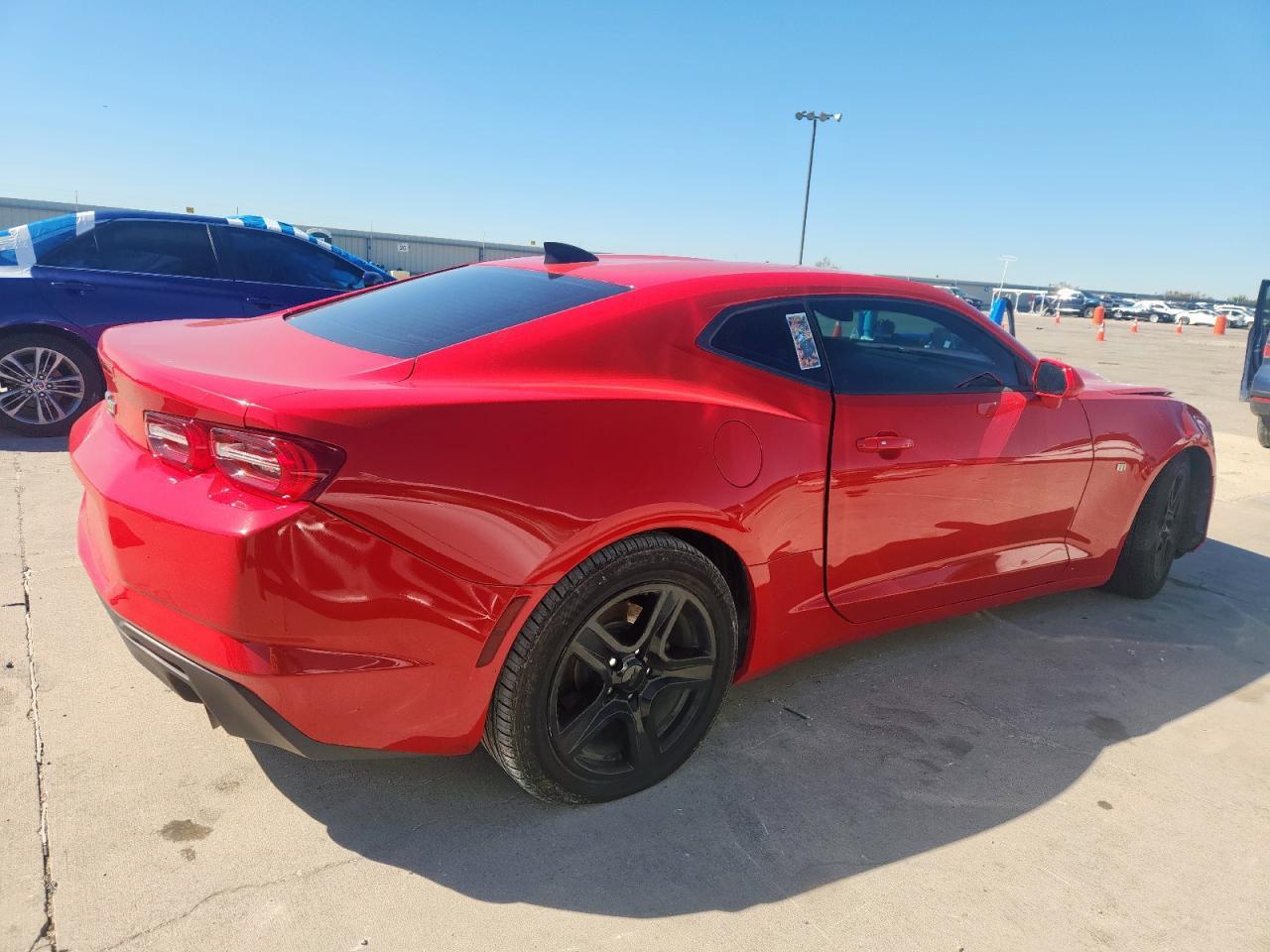 2020 Chevrolet Camaro - zdjęcie 3