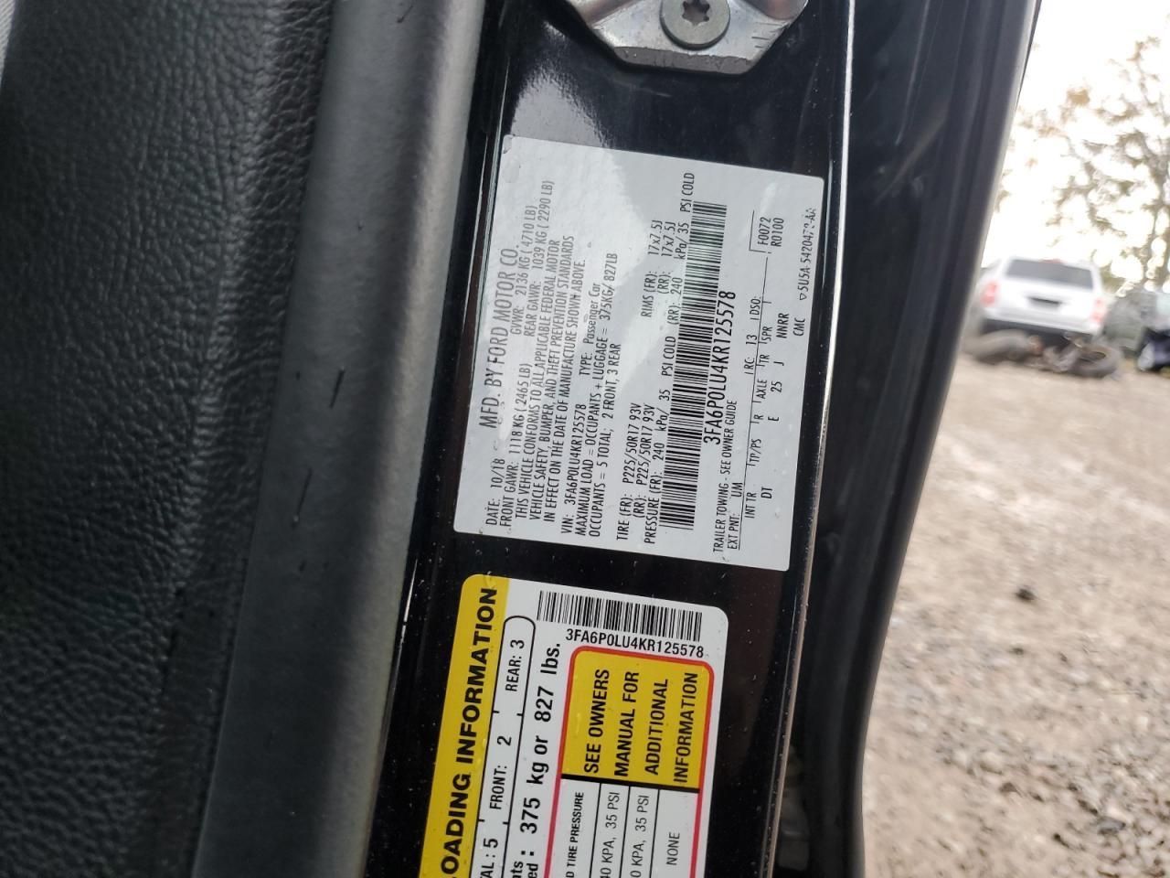 2019 Ford Fusion - zdjęcie 12