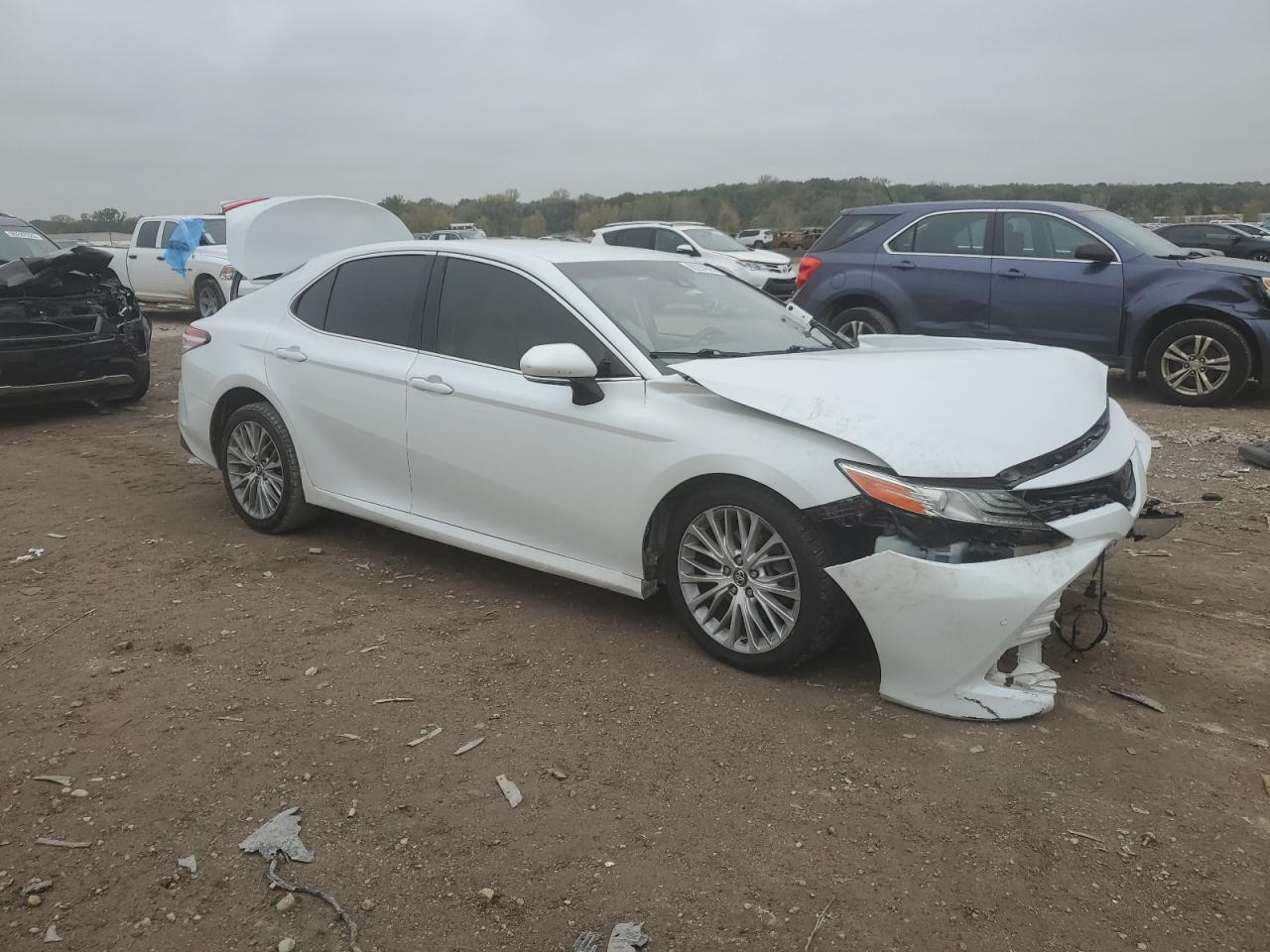 2018 Toyota Camry L - zdjęcie 4