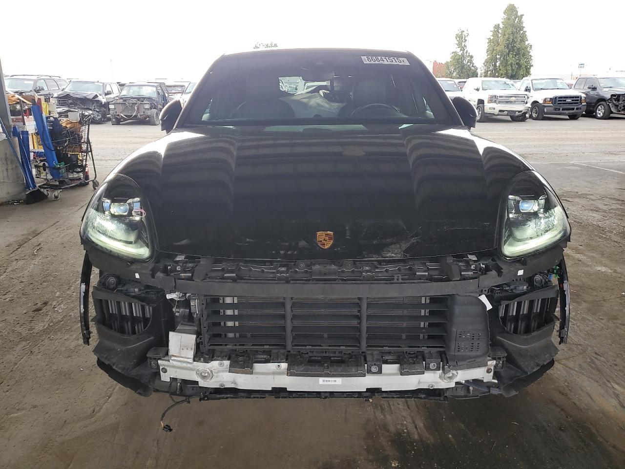 2022 Porsche Cayenne - zdjęcie 5