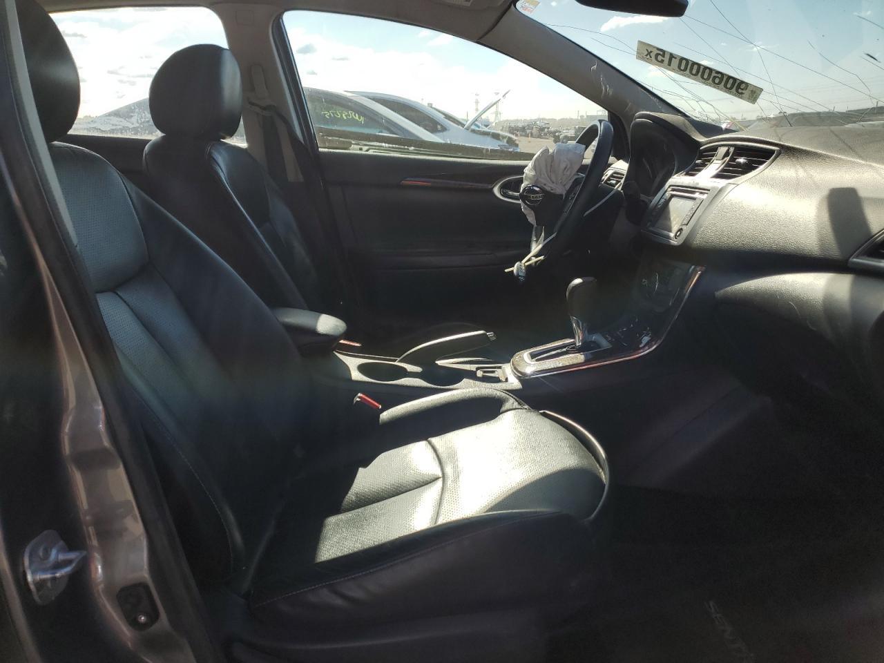 2015 Nissan Sentra S - zdjęcie 7