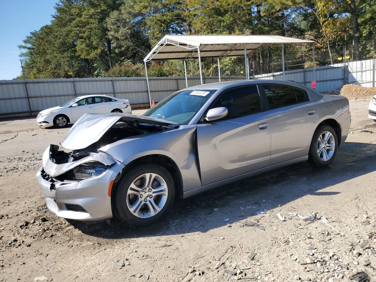 2015 Dodge Charger - zdjęcie główne
