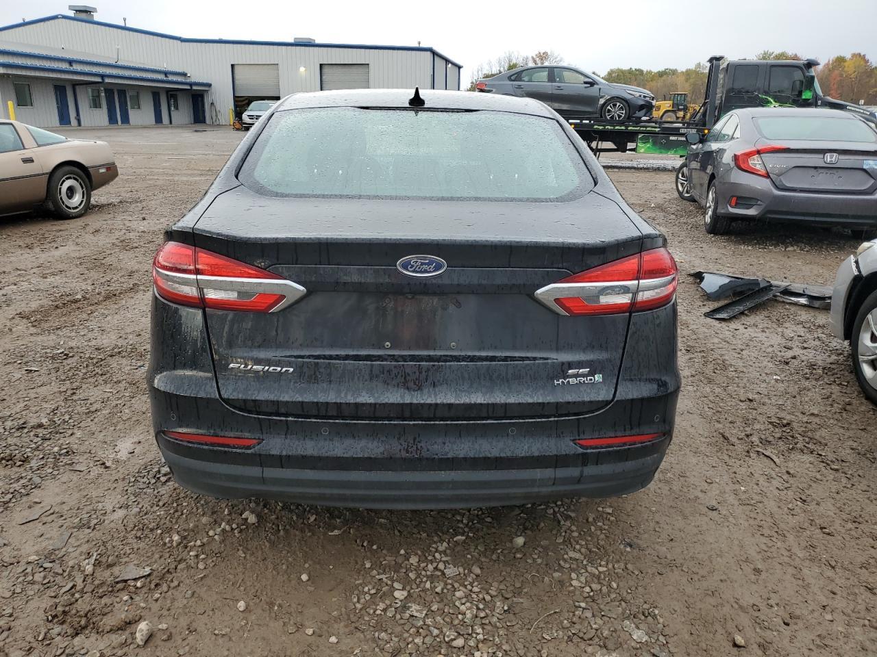 2019 Ford Fusion - zdjęcie 6