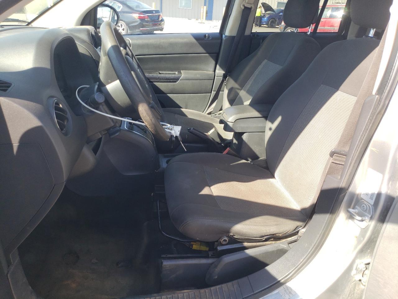 2016 Jeep Compass Sport - zdjęcie 7