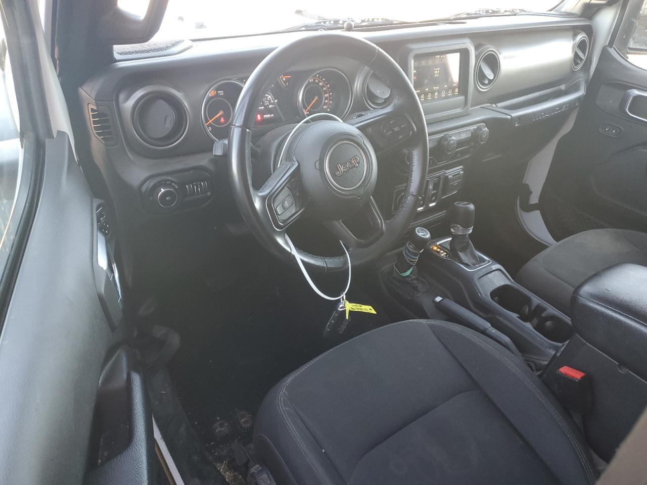 2022 Jeep Wrangler - zdjęcie 8