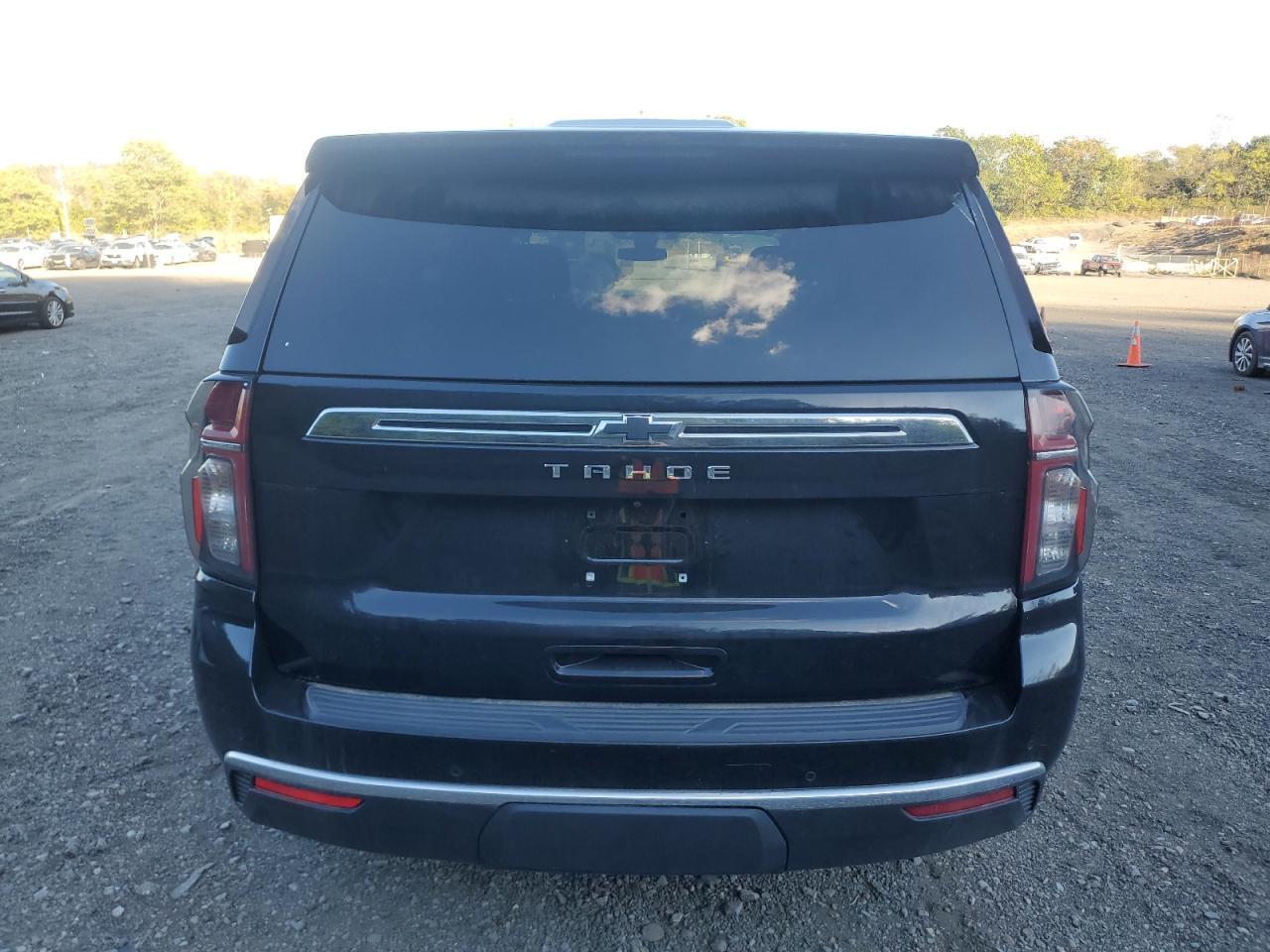 2021 Chevrolet Tahoe K1500 Ls - zdjęcie 6