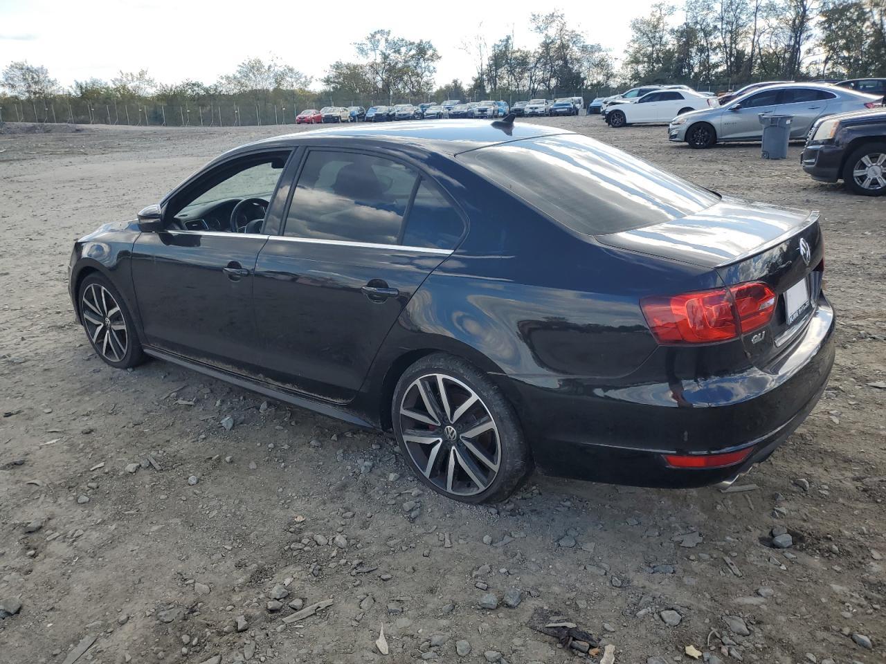 2013 Volkswagen Jetta - zdjęcie 2
