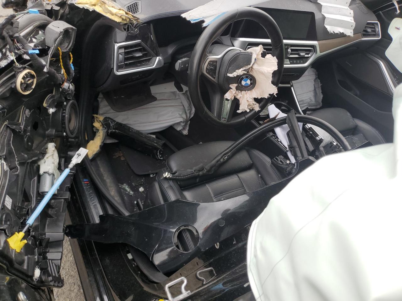 2020 BMW Seria 3 - zdjęcie 8