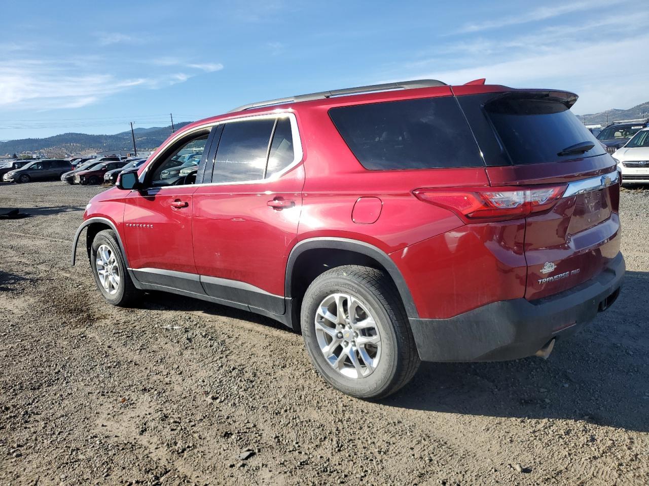 2020 Chevrolet Traverse Lt - zdjęcie 2