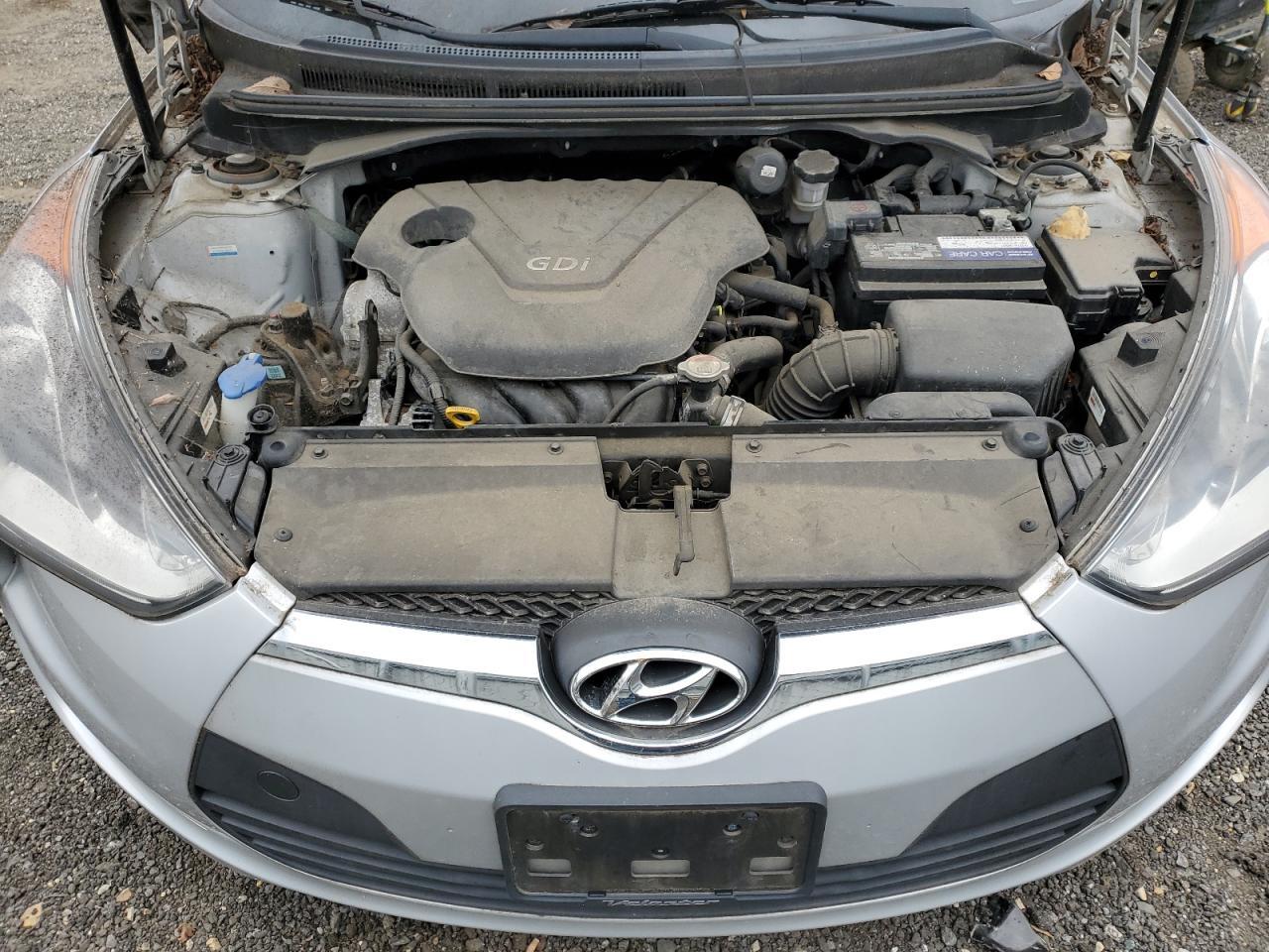 2015 Hyundai Veloster - zdjęcie 11