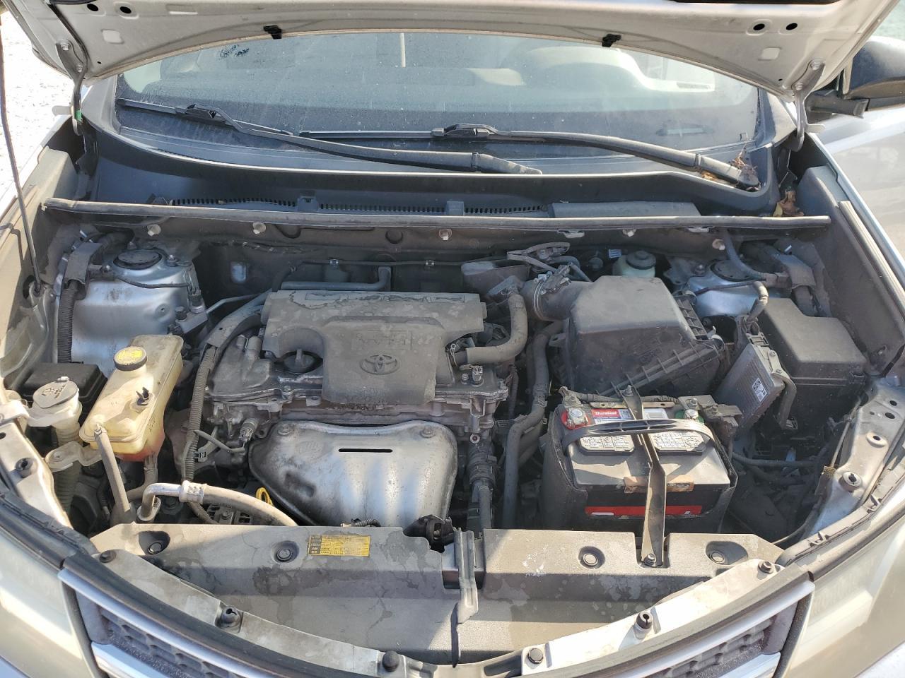 2015 Toyota RAV 4 - zdjęcie 12