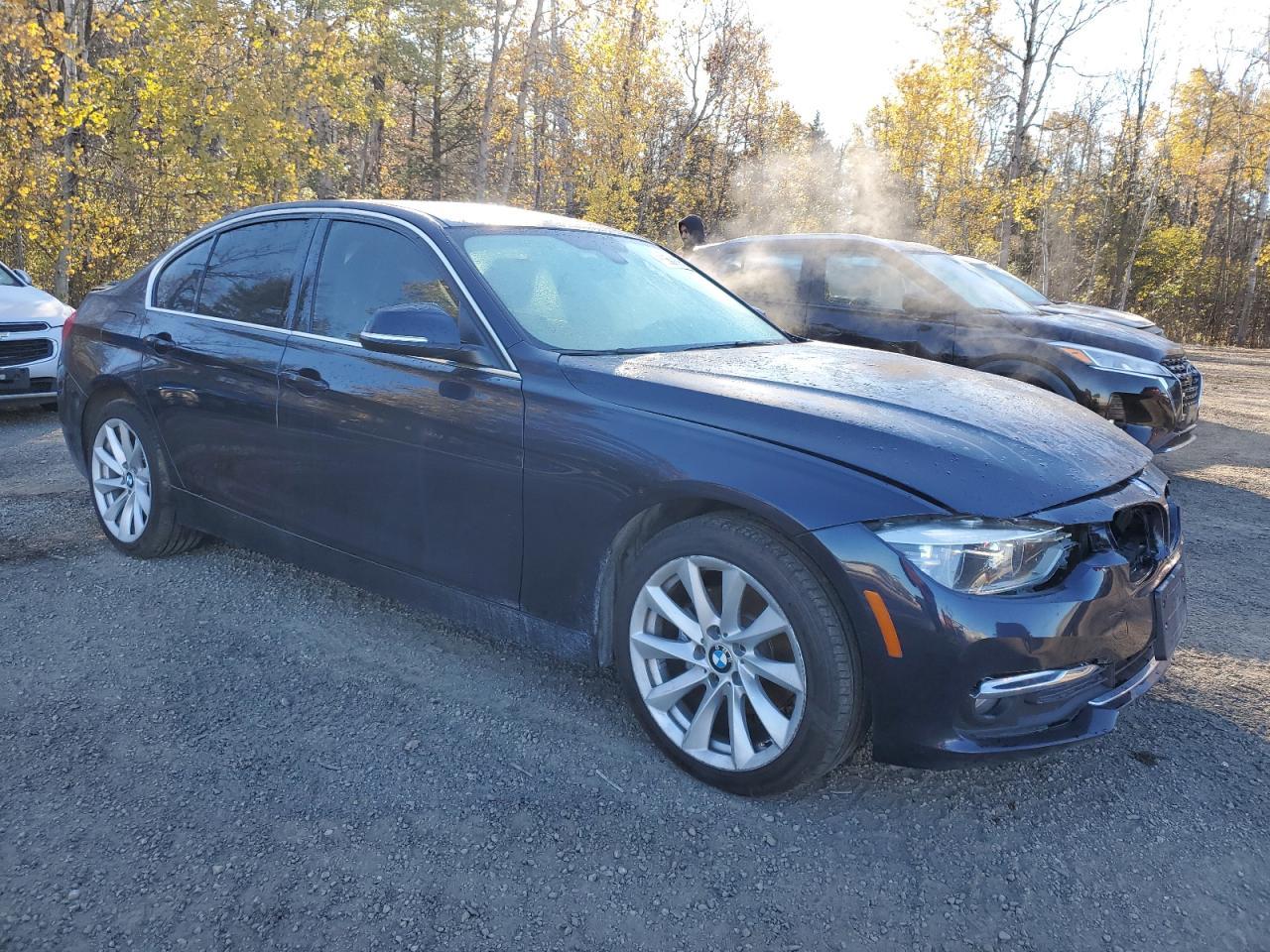 2017 BMW 320 Xi - zdjęcie 4