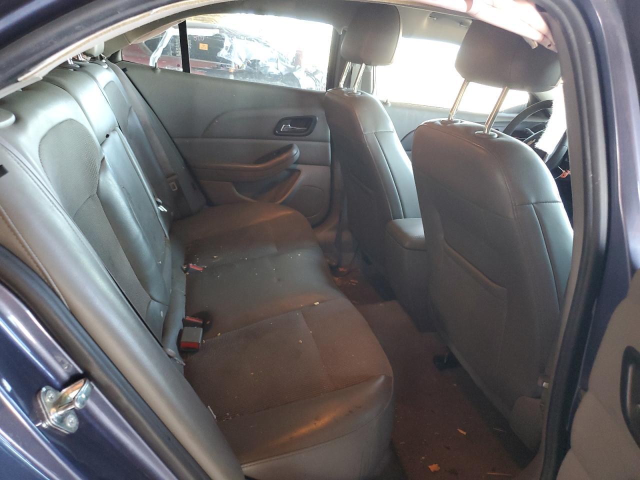 2015 Chevrolet Malibu - zdjęcie 10