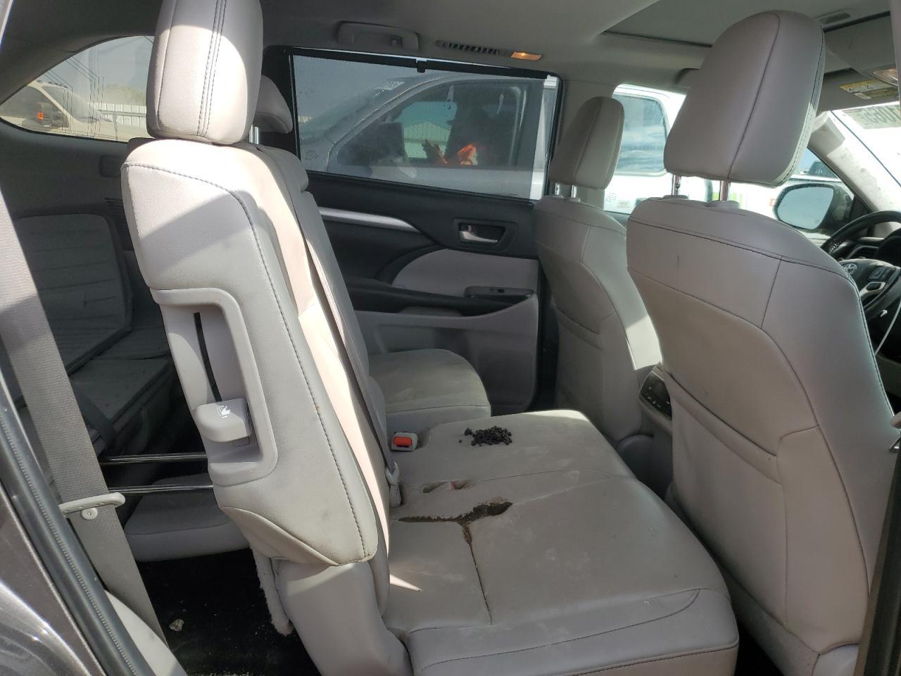 2019 Toyota Highlander Hybrid - zdjęcie 11