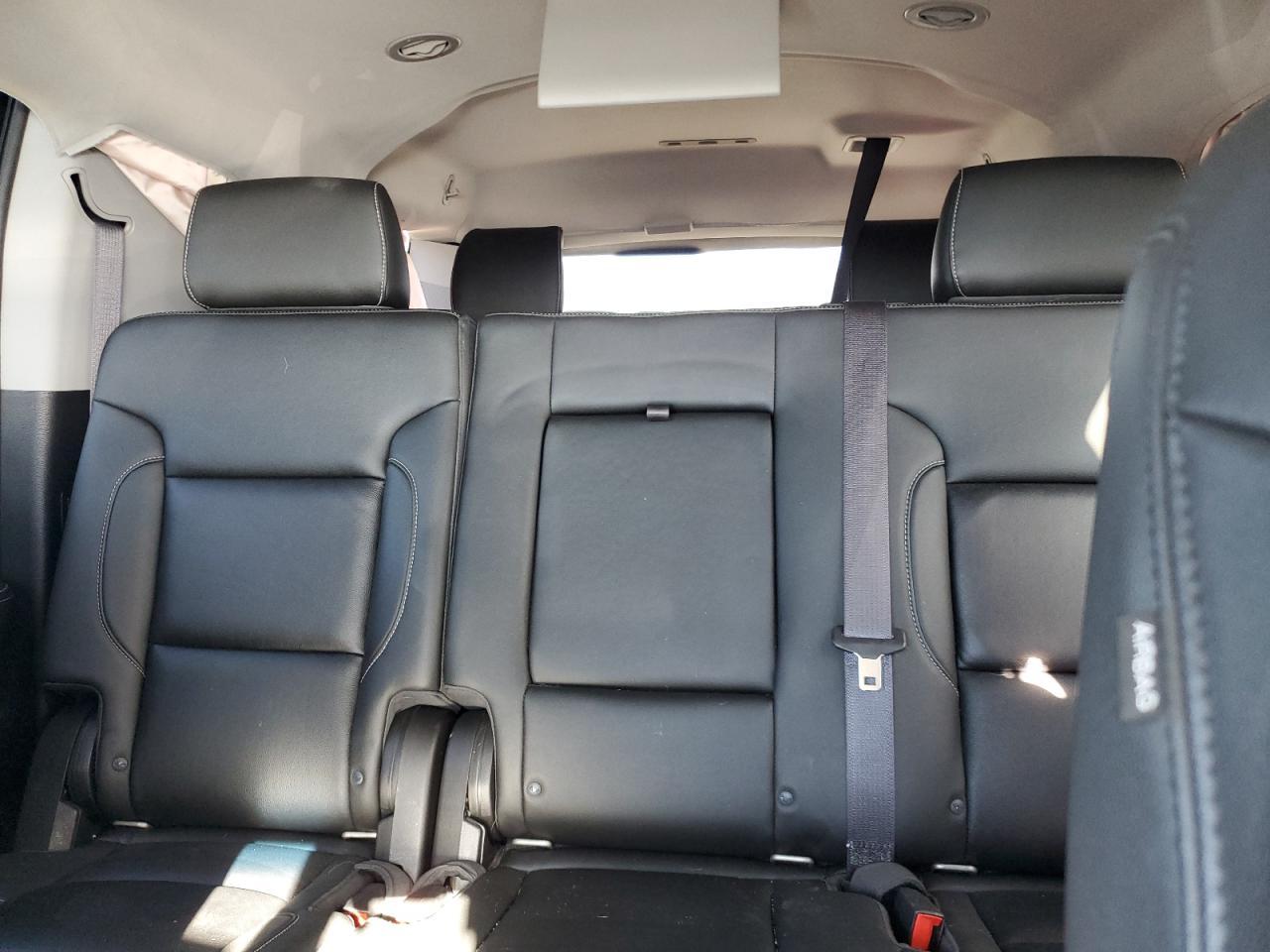 2016 Chevrolet Suburban K1500 Lt - zdjęcie 10