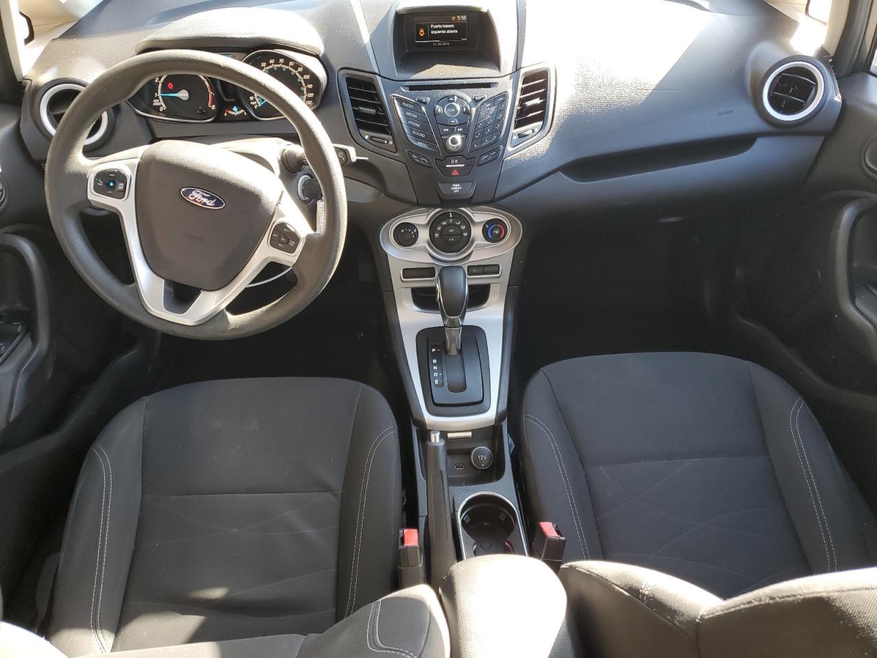 2018 Ford Fiesta Se - zdjęcie 8