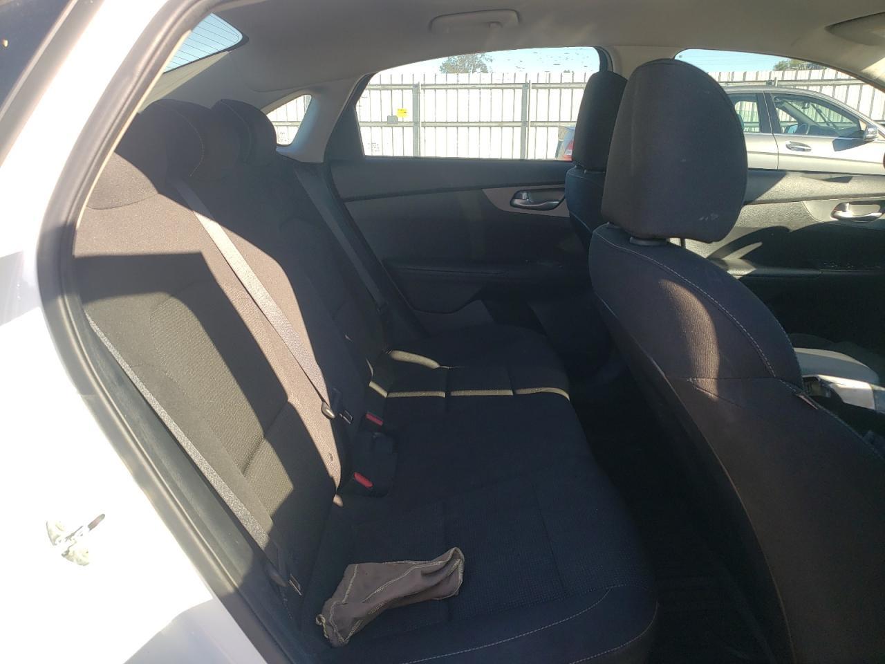 2019 Kia Forte - zdjęcie 10