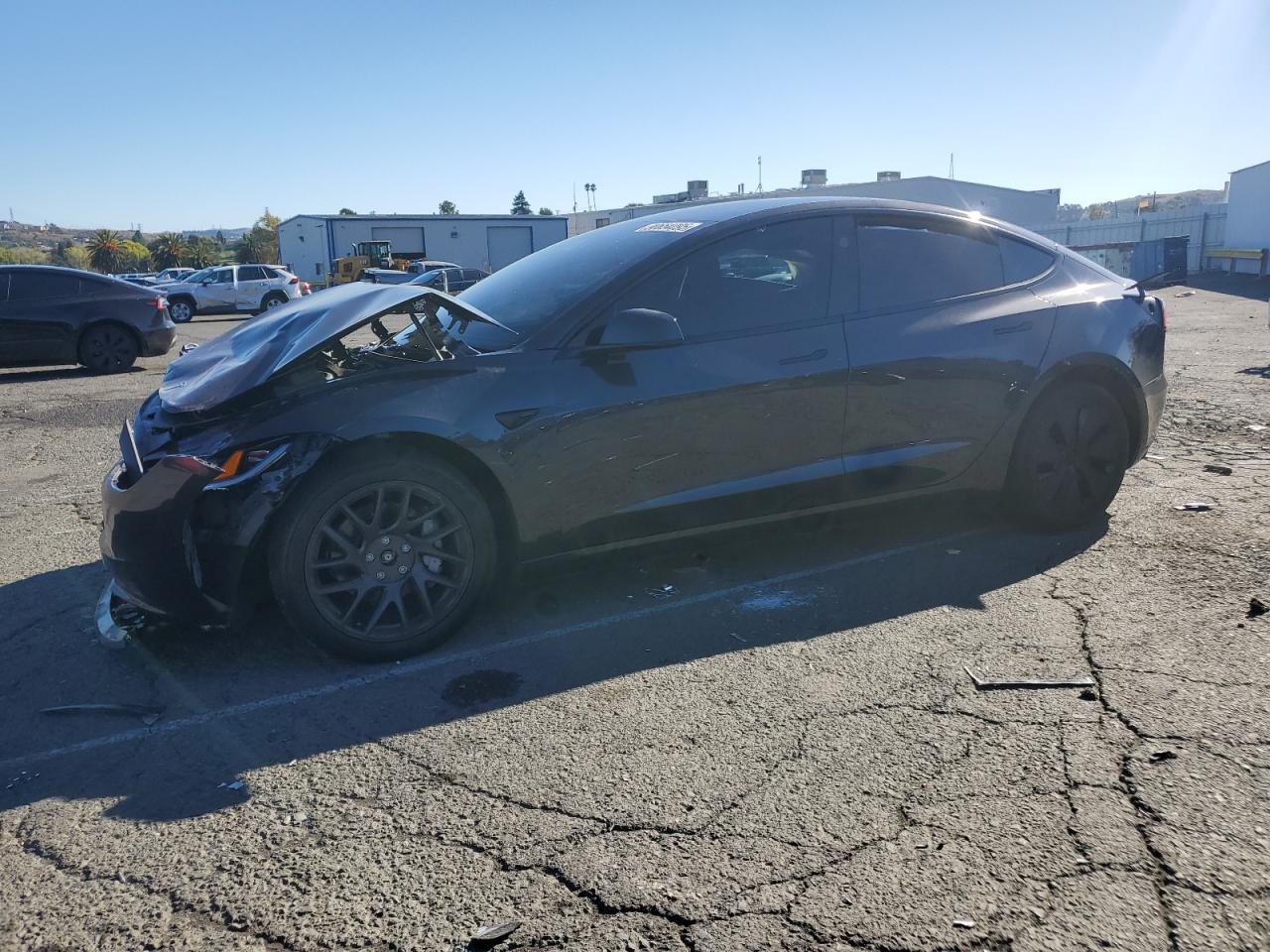 2025 Tesla Model 3 - zdjęcie główne