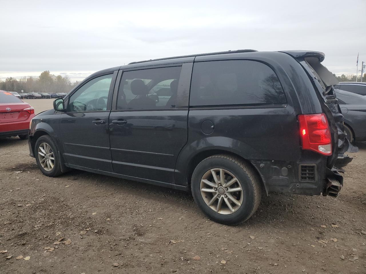 2013 Dodge Caravan - zdjęcie 2