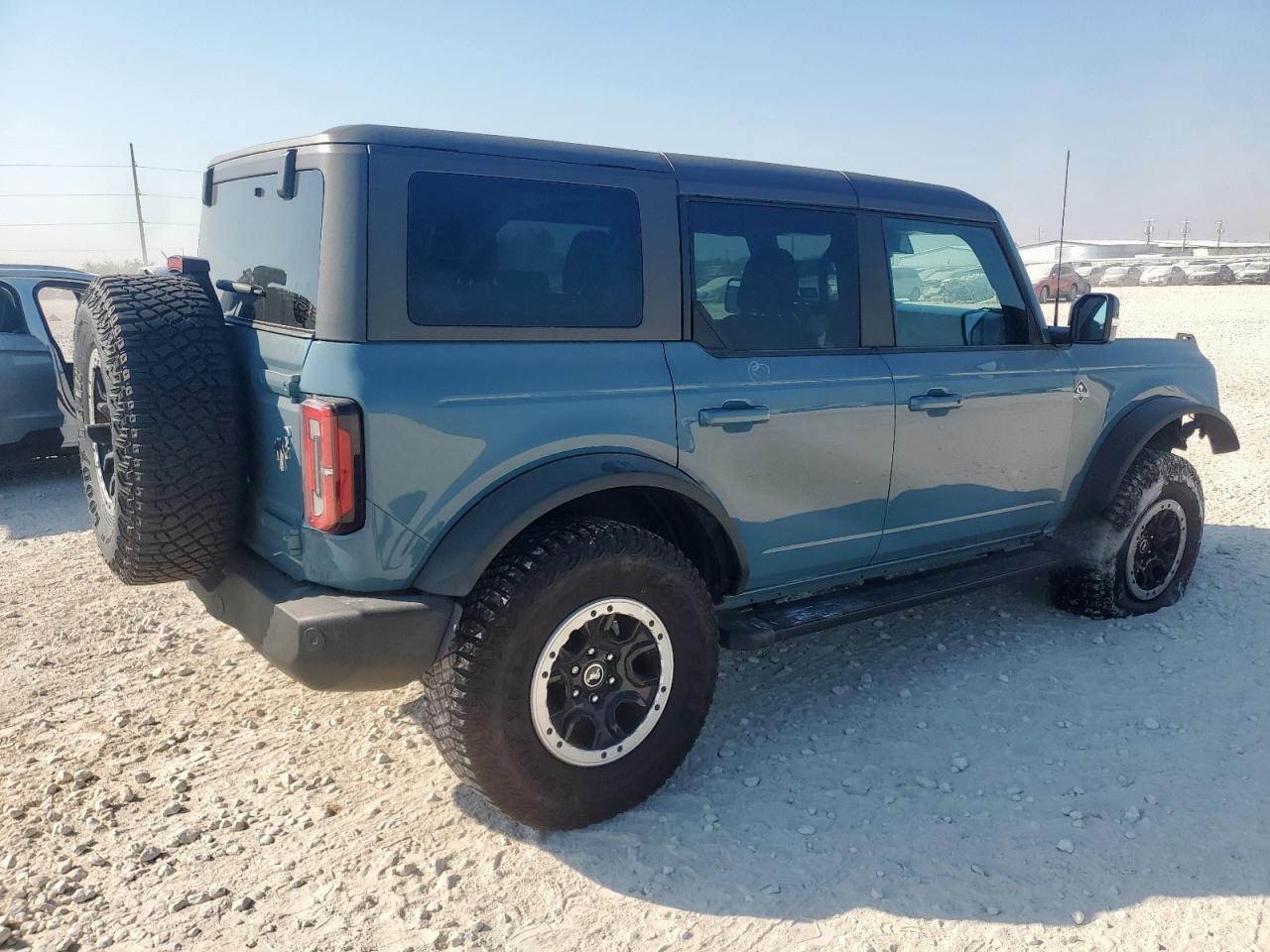 2023 Ford Bronco Base - zdjęcie 3