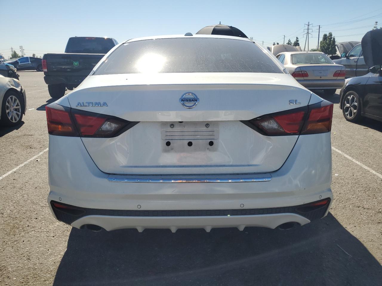 2019 Nissan Altima - zdjęcie 6