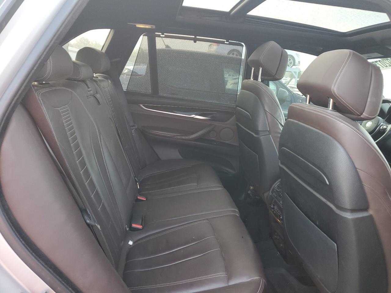 2015 BMW X5 xDrive50I - zdjęcie 11