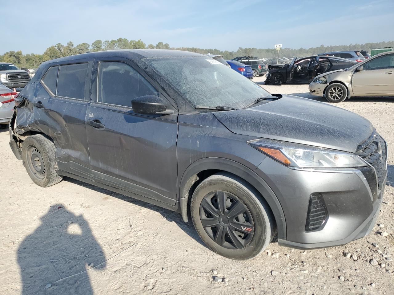 2022 Nissan Kicks S - zdjęcie 4