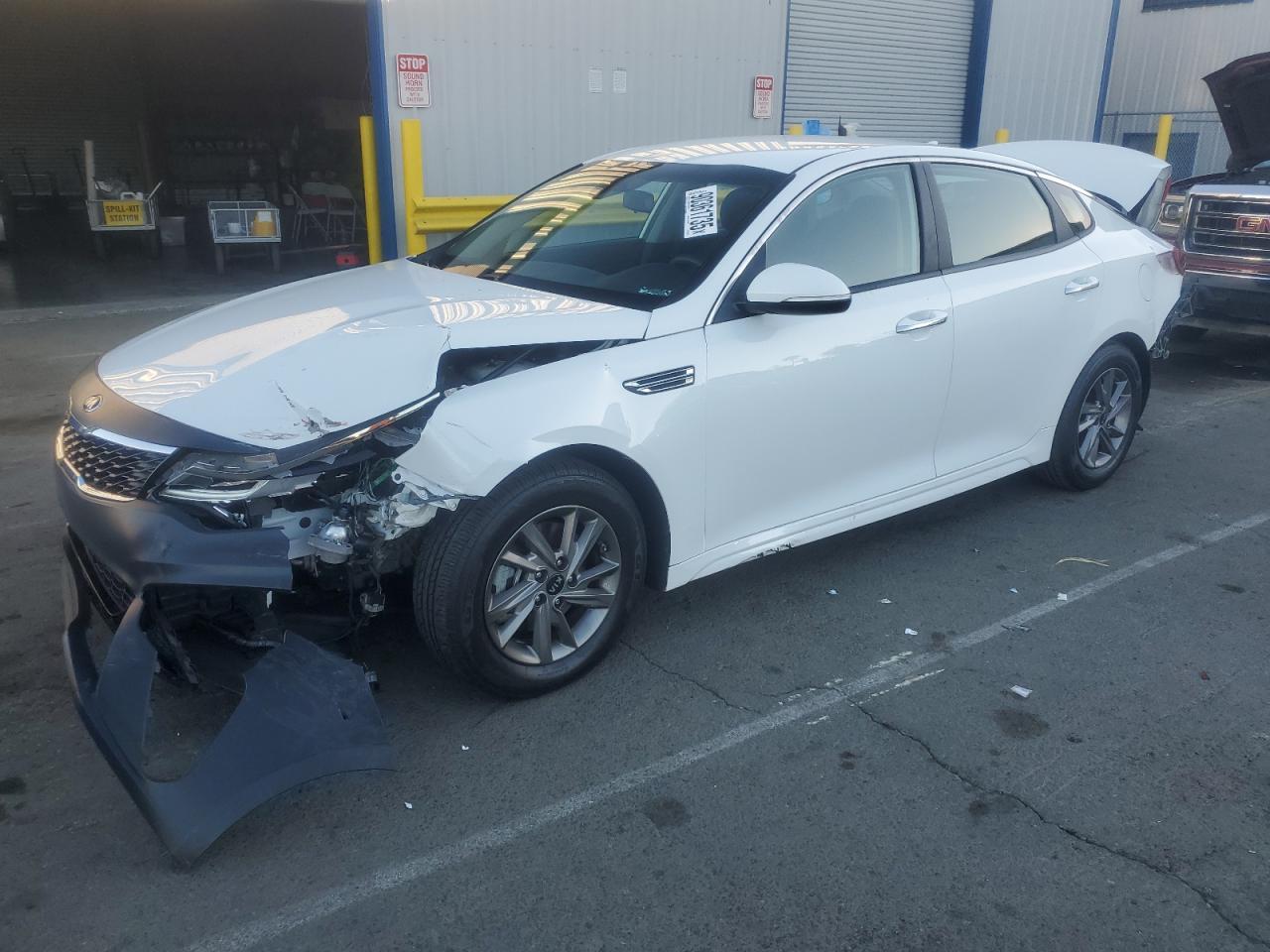 2020 Kia Optima - zdjęcie główne