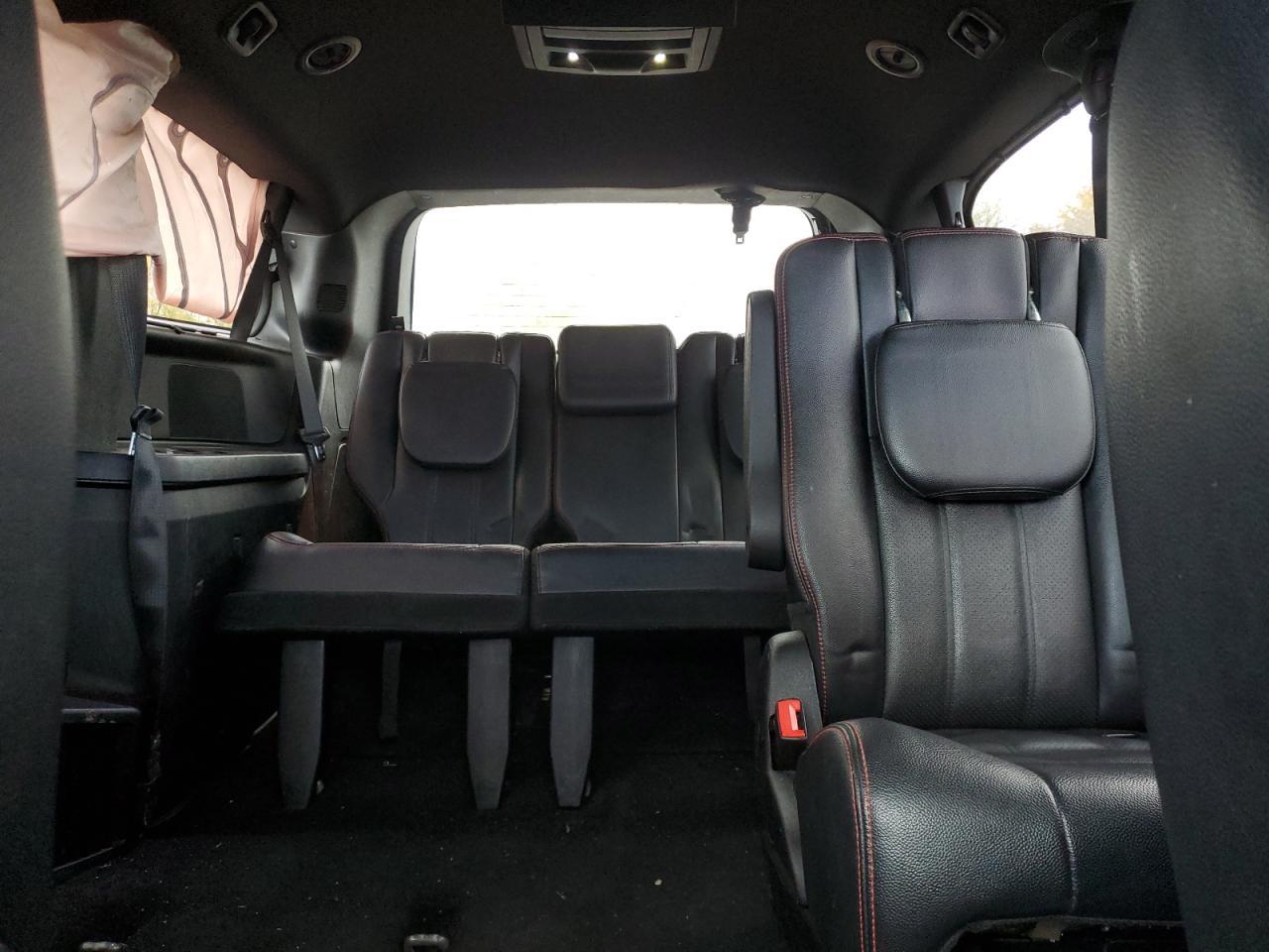 2017 Dodge Caravan - zdjęcie 10