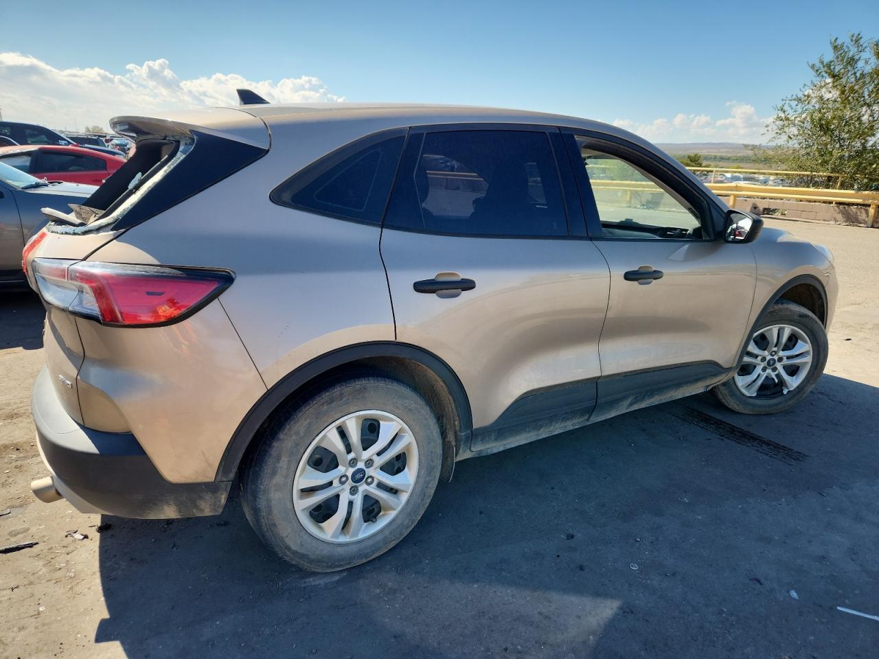 2021 Ford Escape S - zdjęcie 3