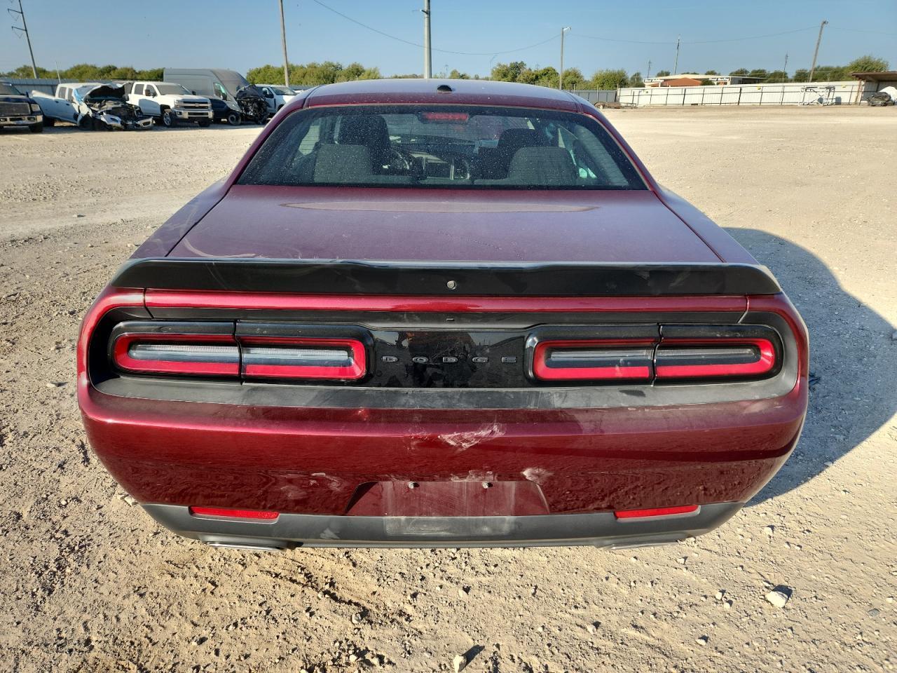 2023 Dodge Challenger - zdjęcie 6