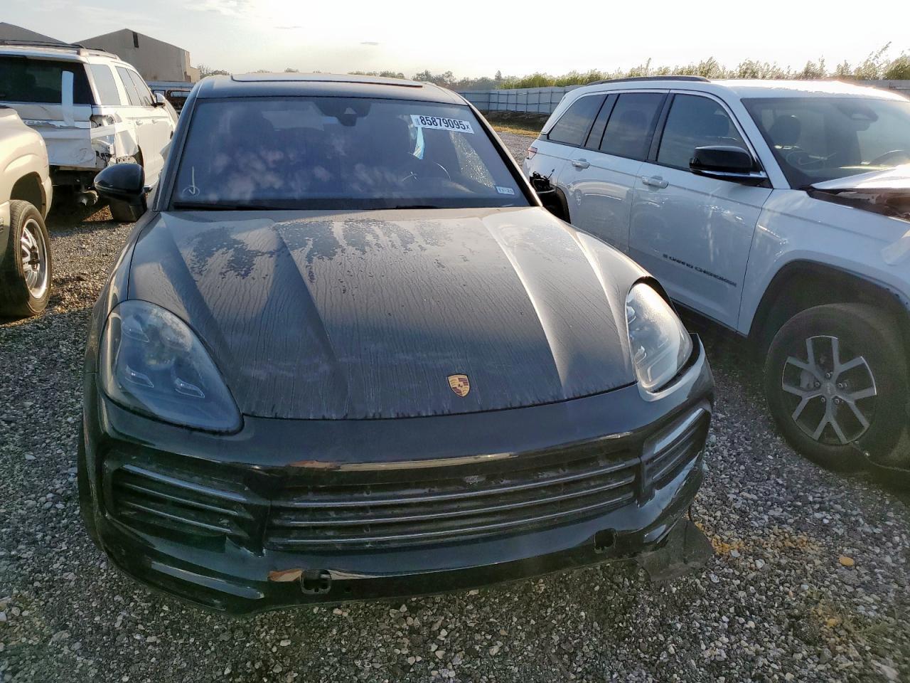 2023 Porsche Cayenne S - zdjęcie 5