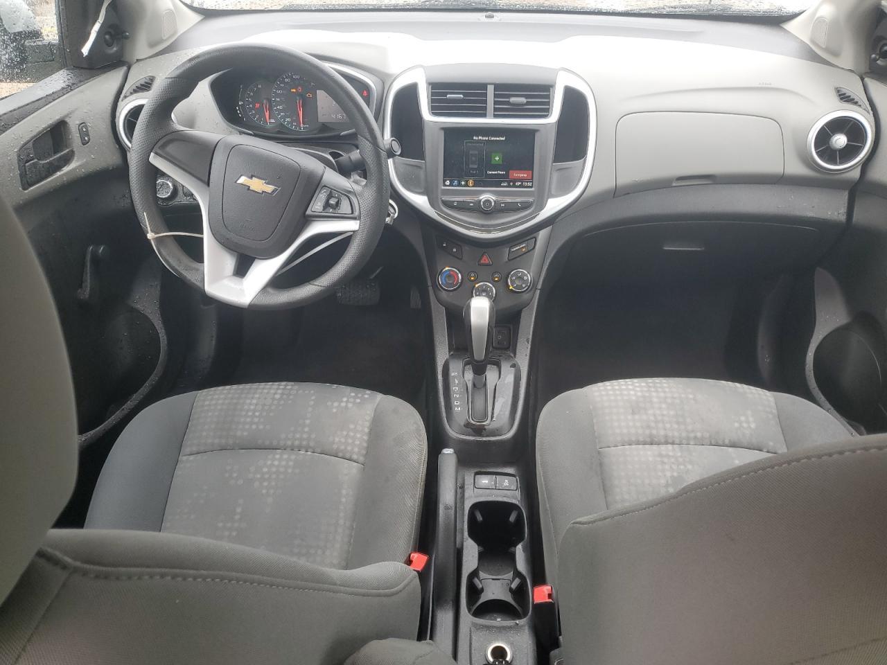 2019 Chevrolet Sonic Ls - zdjęcie 8