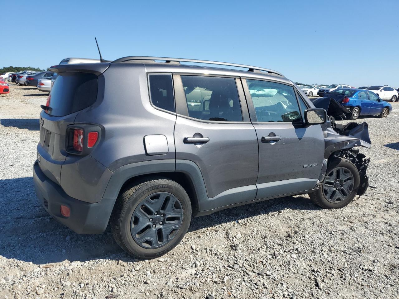 2019 Jeep Renegade - zdjęcie 3