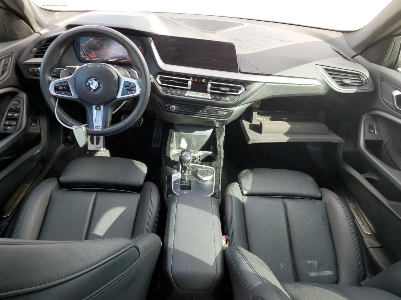 2022 BMW 228Xi - zdjęcie 8