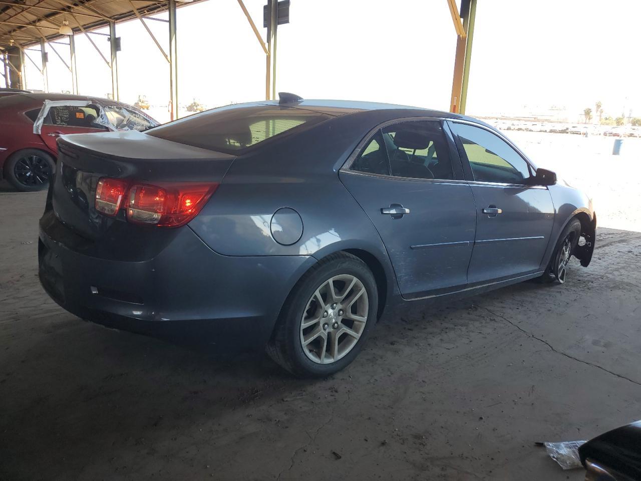 2015 Chevrolet Malibu - zdjęcie 3