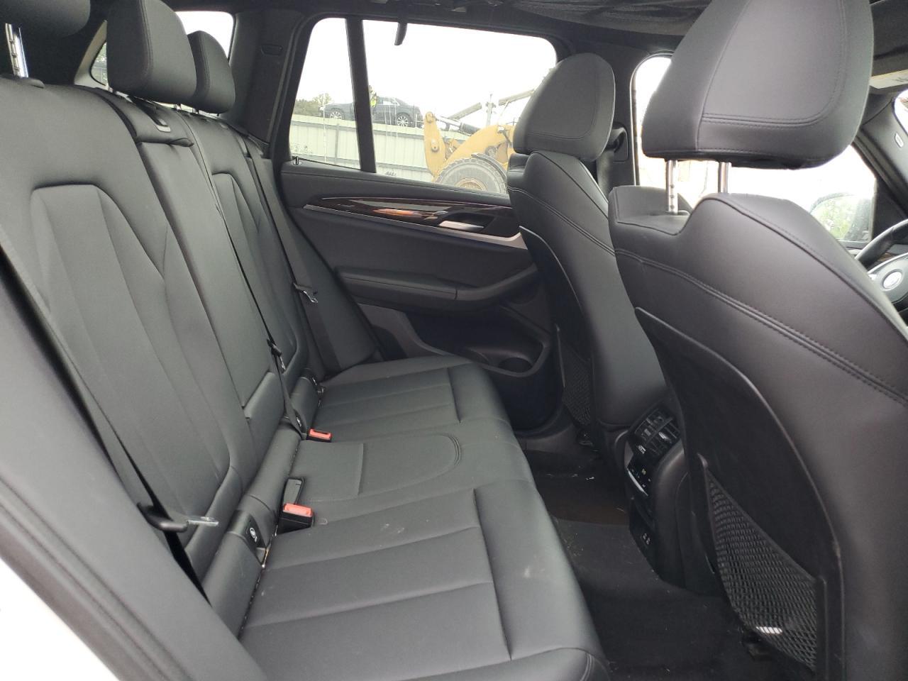 2021 BMW X3 xDrivem40I - zdjęcie 11