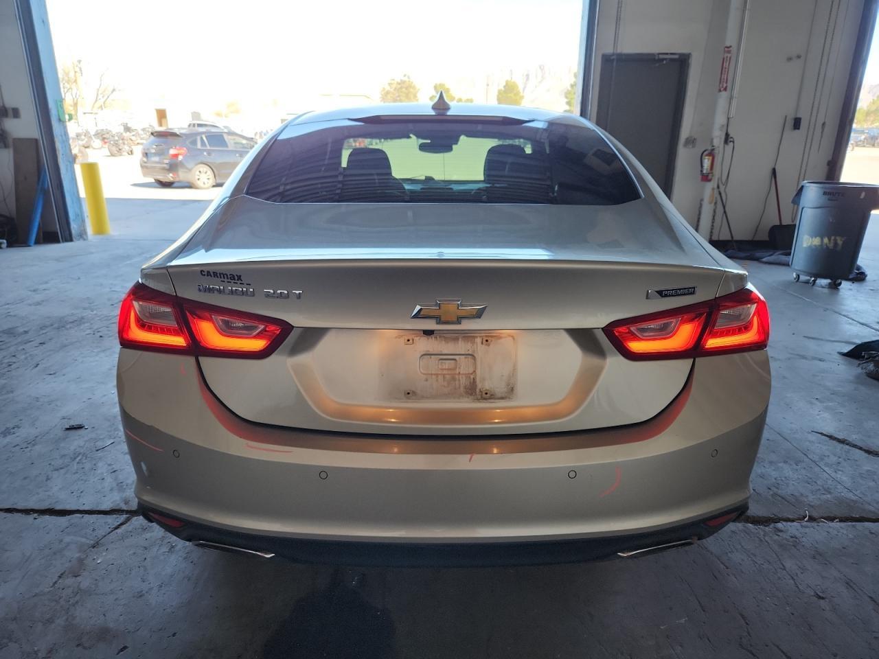 2016 Chevrolet Malibu Premier - zdjęcie 6