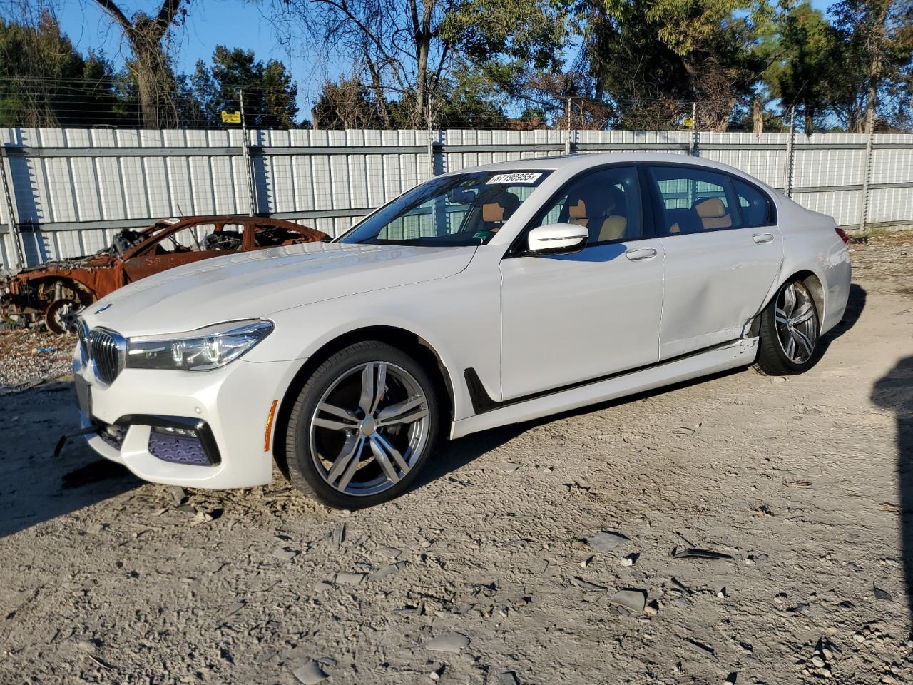 2017 BMW 740 Xi - zdjęcie główne